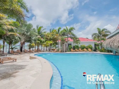 Ceiba Beachfront Resort Condo