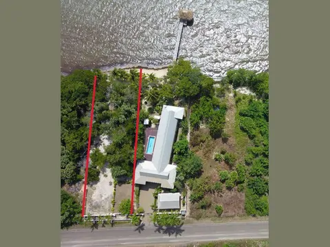 Caribbean Beach Front Lot, Plantation